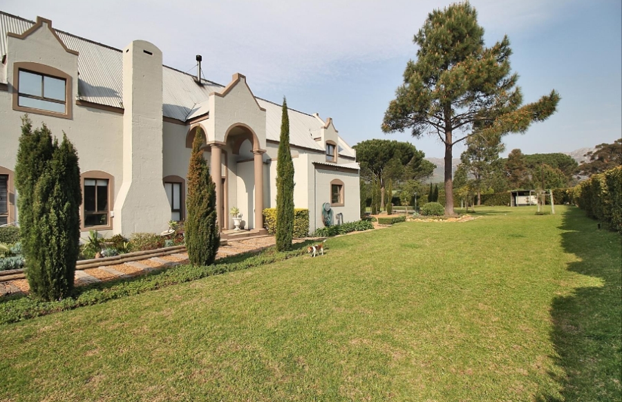 5 Bedroom Property for Sale in High Riding Country Estate Western Cape